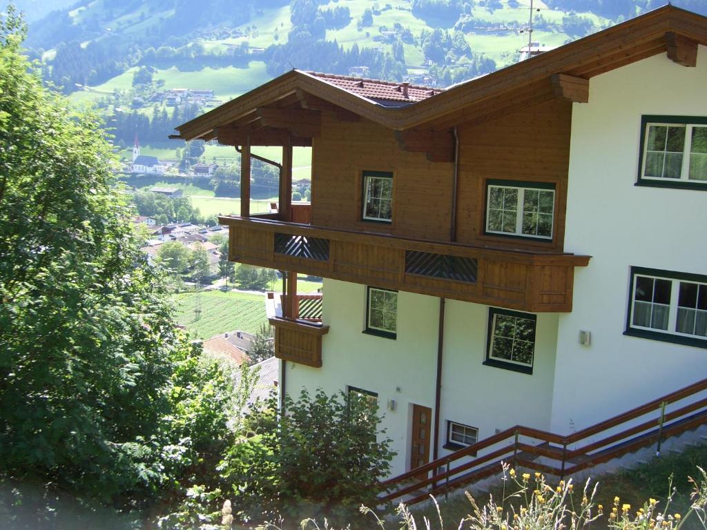 Ferienwohnung Sonnentraum Хайнценберг Екстериор снимка